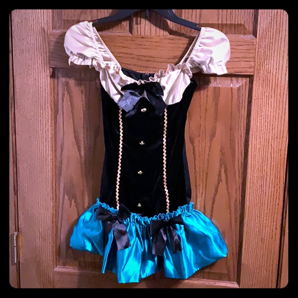 Tea party hostess leg avenue costume